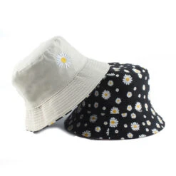 Bob Marguerite Réversible Tendance -Looqita bobchapeaufemmebeige