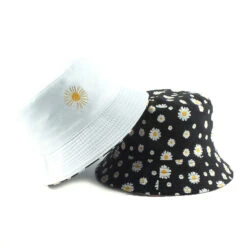 Bob Marguerite Réversible Tendance -Looqita bobchapeaufemmeblanc