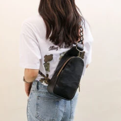 Pachuca Sacoche Banane Femme 23 Pachuca Sacoche Banane Femme -Looqita sacoche banane femme Pachuca Noir porte 2